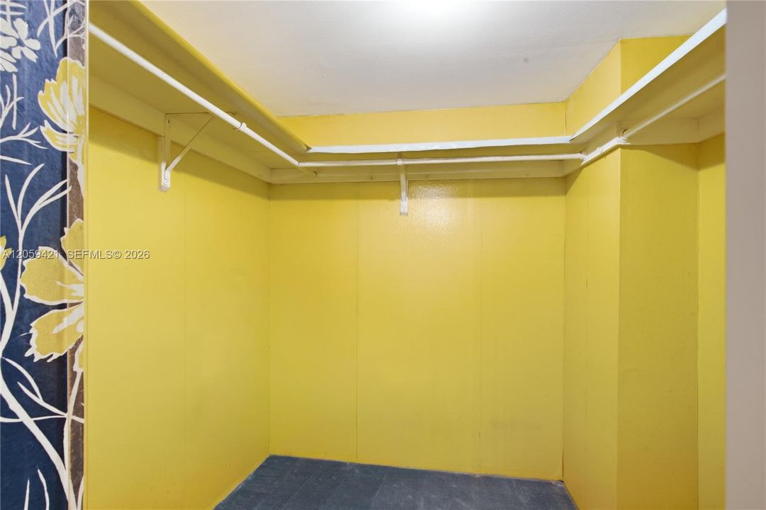 На продажу: $310,000 (2 спален, 2 ванн, 1308 Квадратных фут)