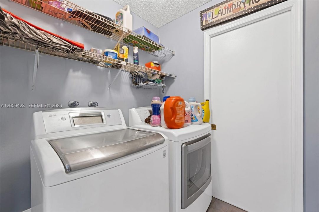 For Sale: $739,000 (4 beds, 2 baths, 2711 Square Feet)