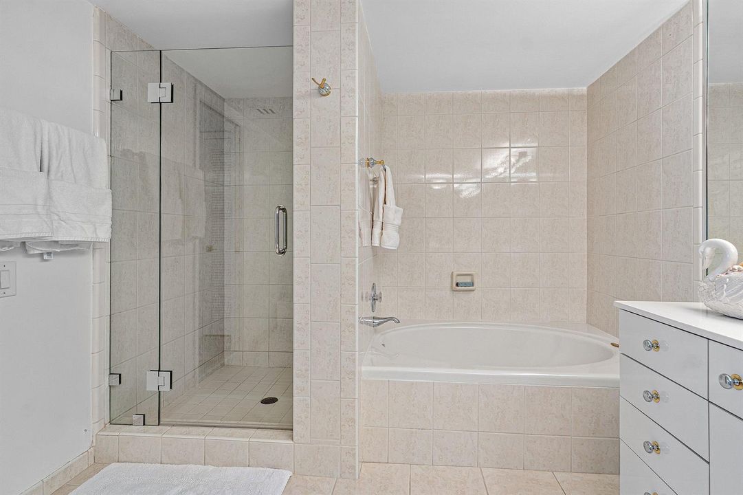 019-250SouthOceanBoulevard-6C-BocaRaton-