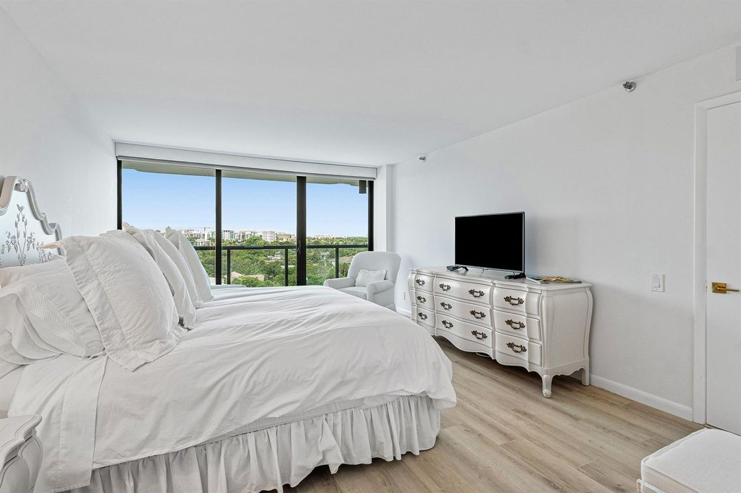 015-250SouthOceanBoulevard-6C-BocaRaton-