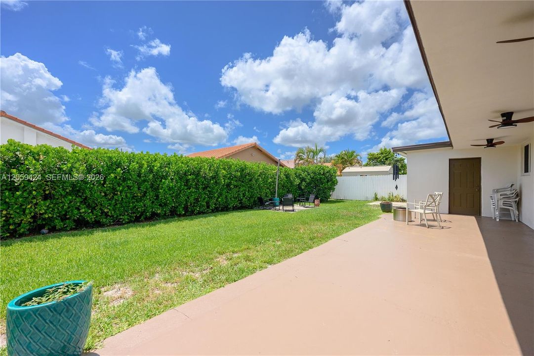 En Venta: $760,000 (3 camas, 3 baños, 1609 Pies cuadrados)