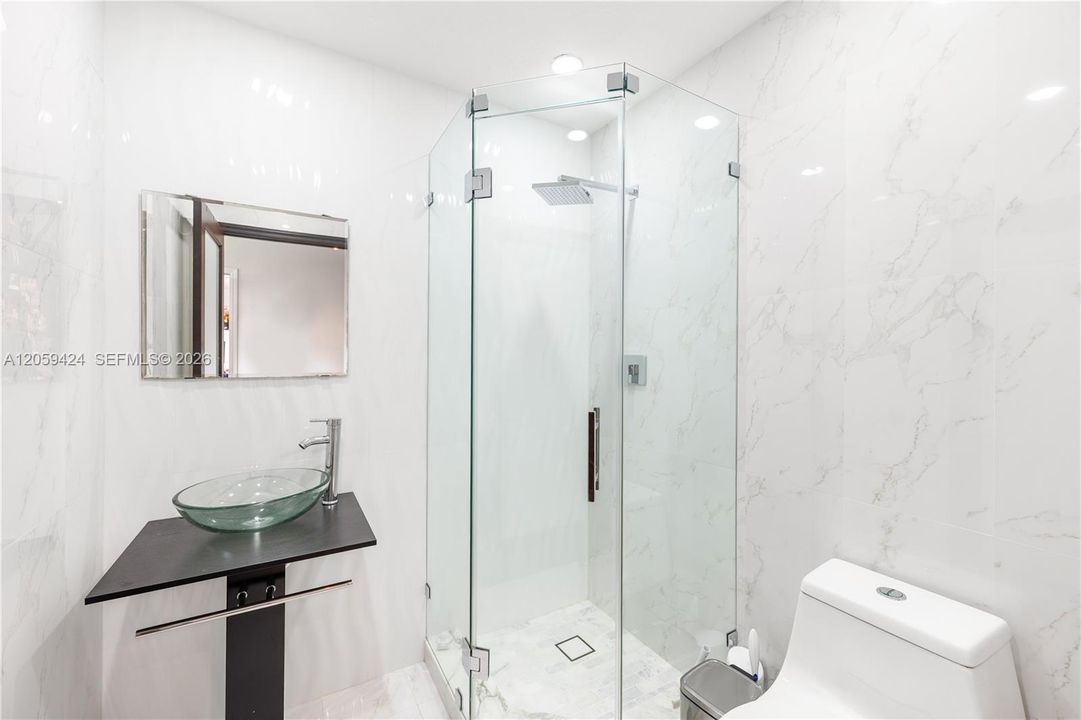 En Venta: $760,000 (3 camas, 3 baños, 1609 Pies cuadrados)