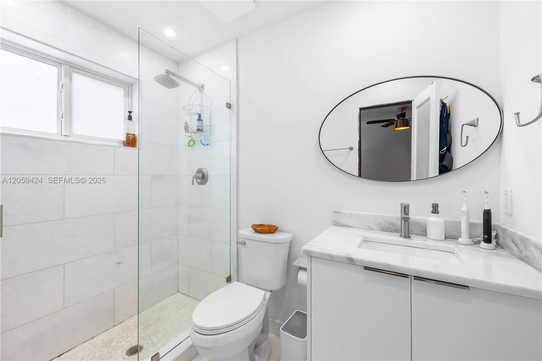 En Venta: $760,000 (3 camas, 3 baños, 1609 Pies cuadrados)