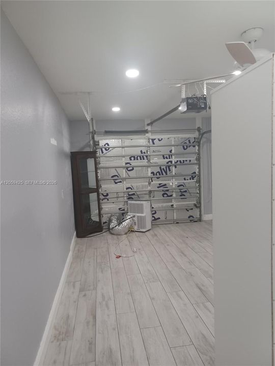 En Venta: $889,900 (4 camas, 2 baños, 1886 Pies cuadrados)