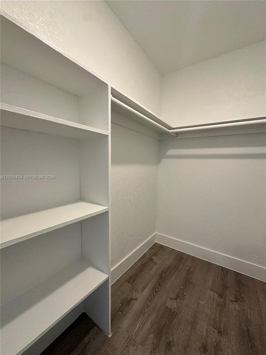 В аренду: $1,595 (1 спален, 1 ванн, 0 Квадратных фут)