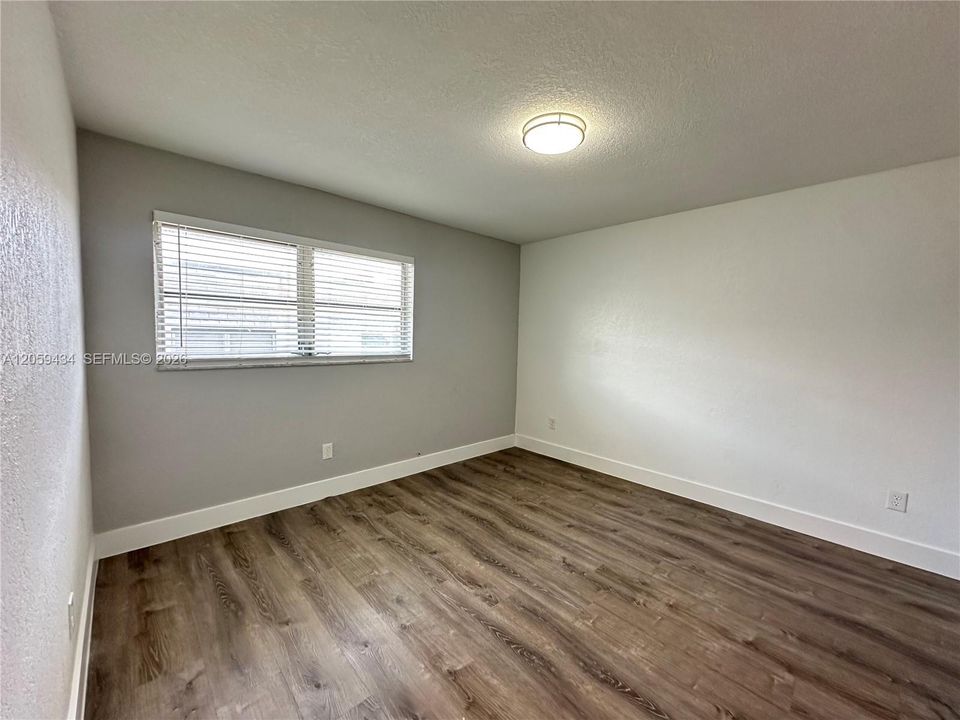 В аренду: $1,595 (1 спален, 1 ванн, 0 Квадратных фут)
