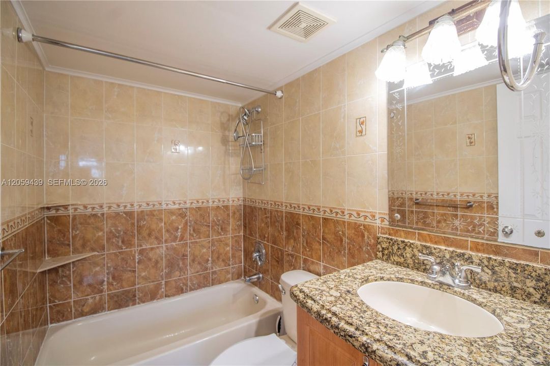 В аренду: $1,850 (1 спален, 1 ванн, 500 Квадратных фут)