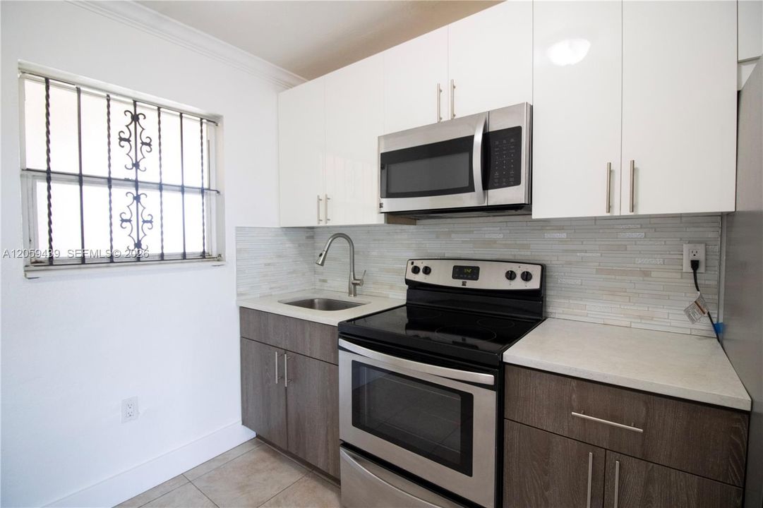 В аренду: $1,850 (1 спален, 1 ванн, 500 Квадратных фут)