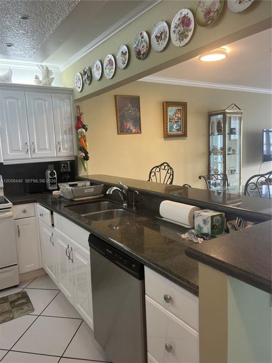 For Sale: $665,000 (2 beds, 2 baths, 1248 Square Feet)