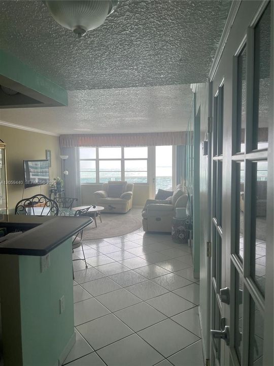 For Sale: $665,000 (2 beds, 2 baths, 1248 Square Feet)
