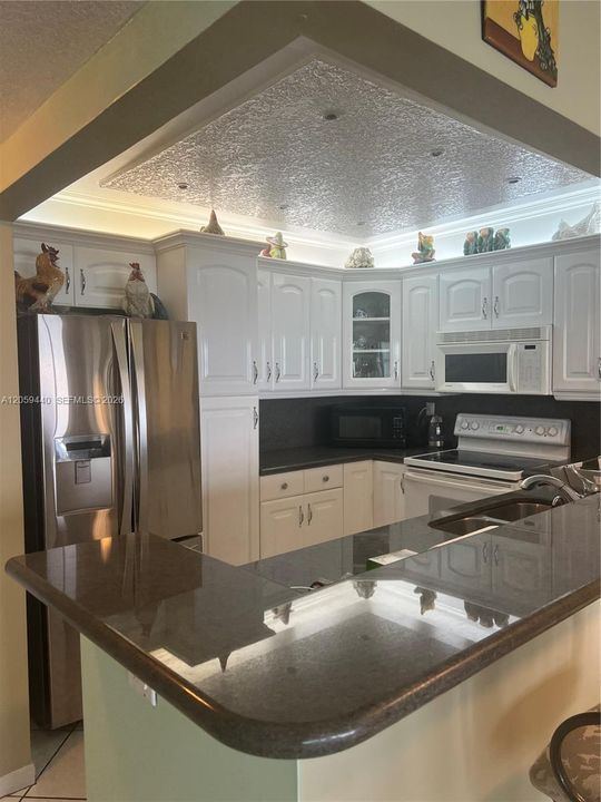 For Sale: $665,000 (2 beds, 2 baths, 1248 Square Feet)