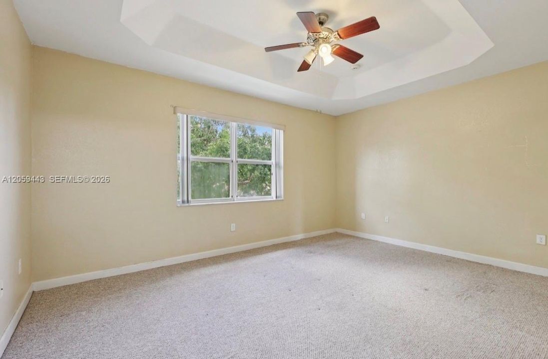 В аренду: $2,200 (2 спален, 2 ванн, 1069 Квадратных фут)