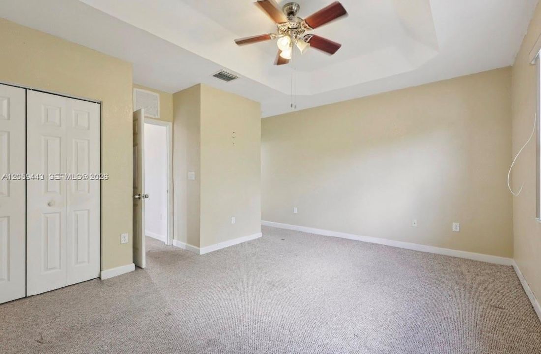 В аренду: $2,200 (2 спален, 2 ванн, 1069 Квадратных фут)