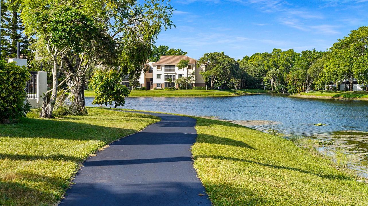 2687 Blue Sage Ave Coconut Creek-70