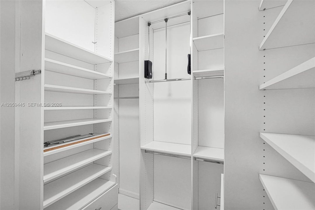bedroom #1 - Primary Bedroom - Walk-in Closet