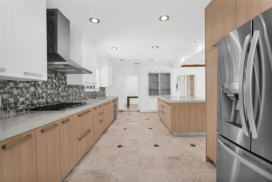 Chefs Dream Custom Kitchen | SS Appliances, Gas Cooktop, Breakfast Nook, Wine Cooler