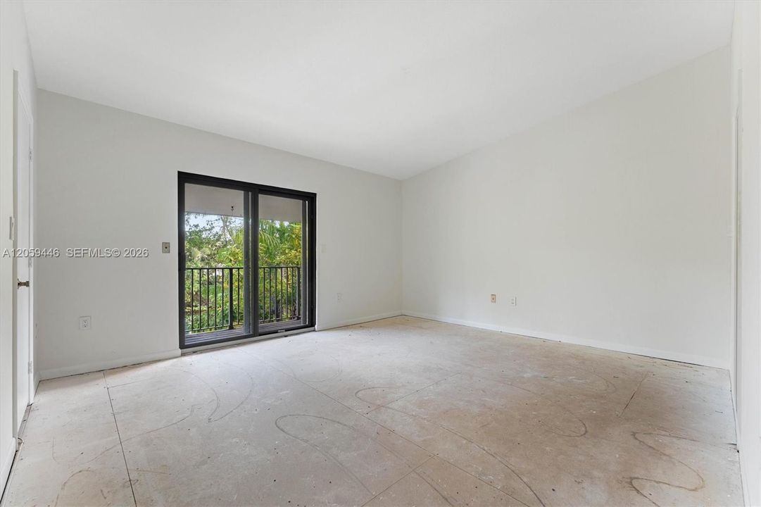 Activo con contrato: $600,000 (2 camas, 2 baños, 1936 Pies cuadrados)