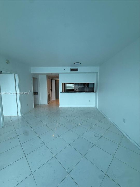 For Rent: $4,800 (1 beds, 1 baths, 777 Square Feet)