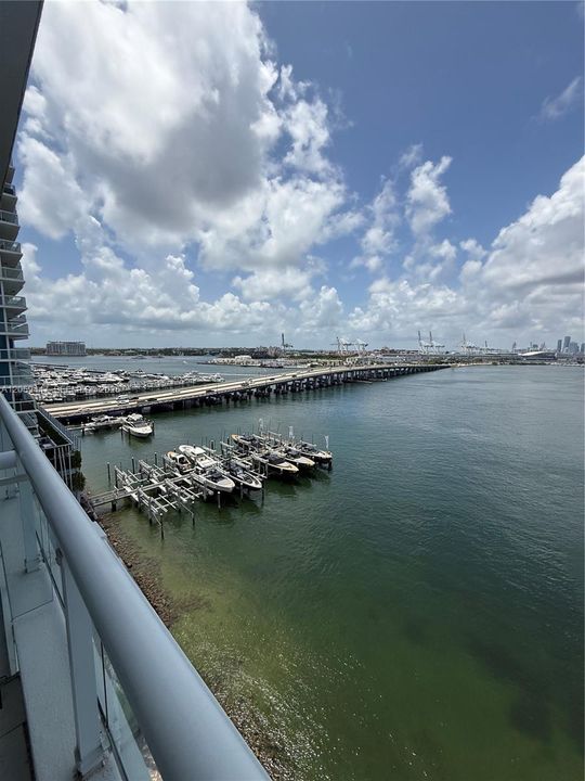 For Rent: $4,800 (1 beds, 1 baths, 777 Square Feet)