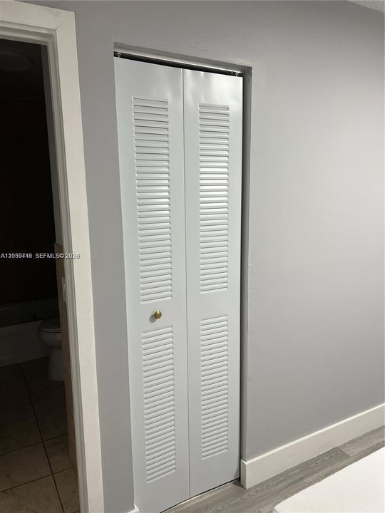 На продажу: $359,000 (3 спален, 3 ванн, 1094 Квадратных фут)
