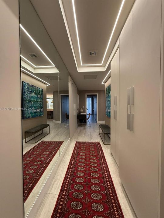 В аренду: $6,300 (2 спален, 2 ванн, 1042 Квадратных фут)