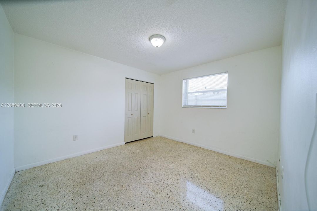 В аренду: $2,500 (2 спален, 1 ванн, 1100 Квадратных фут)