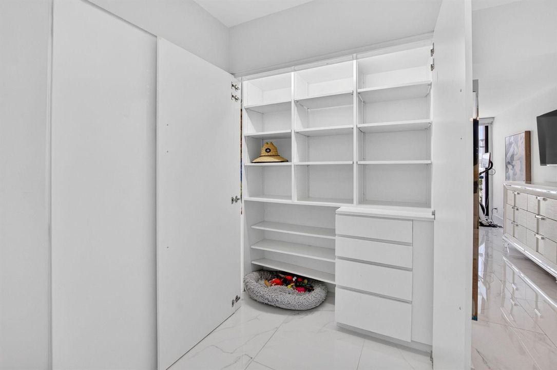 Walk In Closet