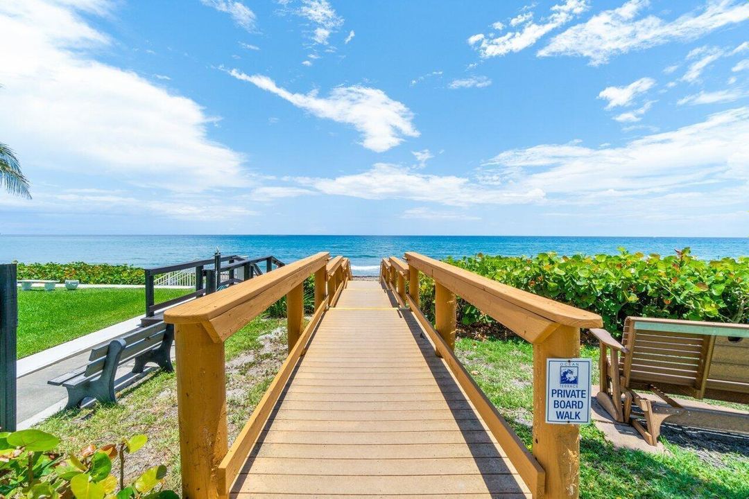 Deck to private beach