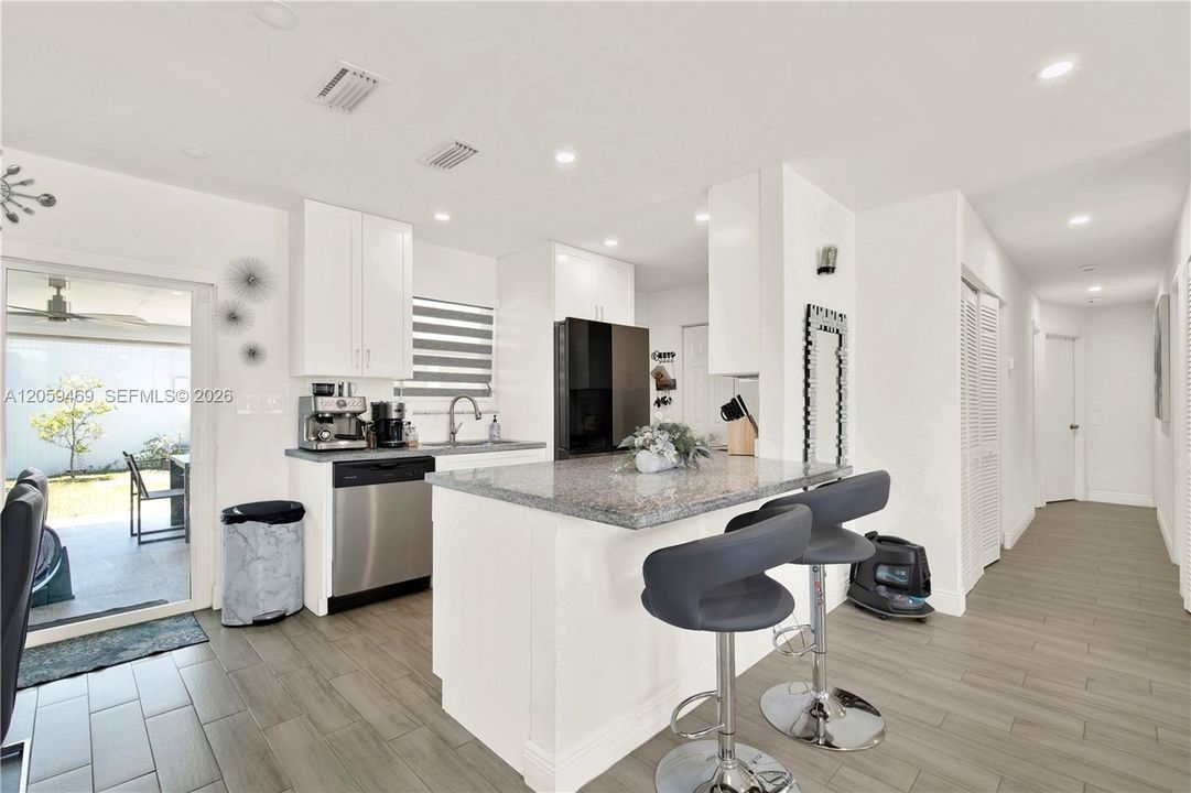 En Venta: $540,000 (3 camas, 2 baños, 1150 Pies cuadrados)
