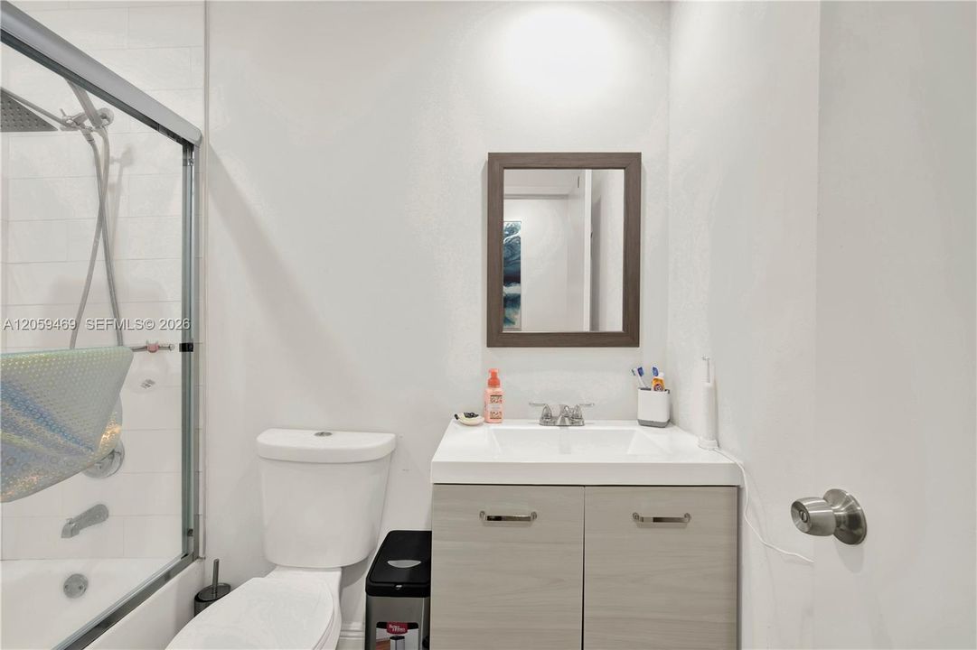En Venta: $540,000 (3 camas, 2 baños, 1150 Pies cuadrados)