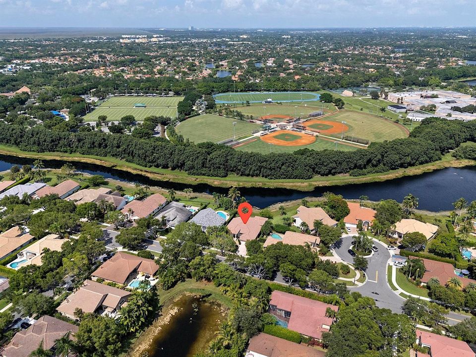 875 Bayside Lane weston FL- - 002