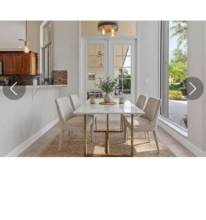 Breakfast Nook - staged