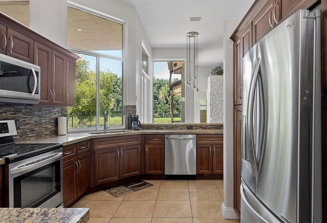 875 Bayside Lane weston FL- - 023