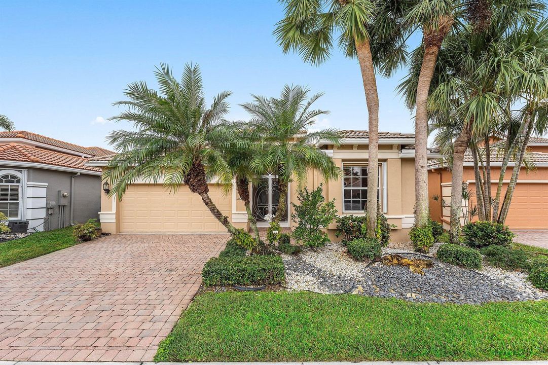 001-8688ViaAvellino-LakeWorth-FL-33467-S