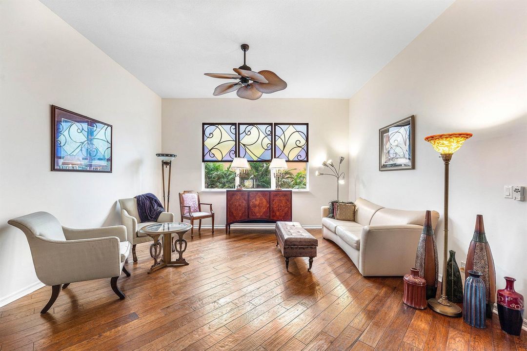009-8688ViaAvellino-LakeWorth-FL-33467-S