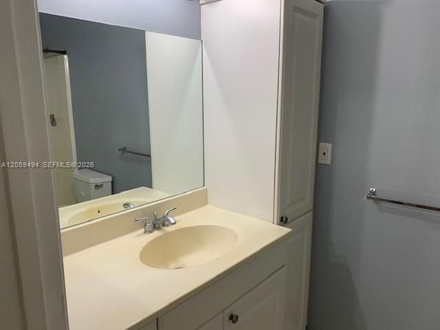 For Rent: $2,000 (2 beds, 2 baths, 1037 Square Feet)