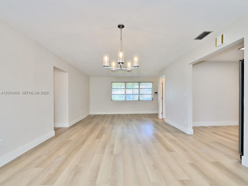 В аренду: $3,400 (2 спален, 2 ванн, 1126 Квадратных фут)