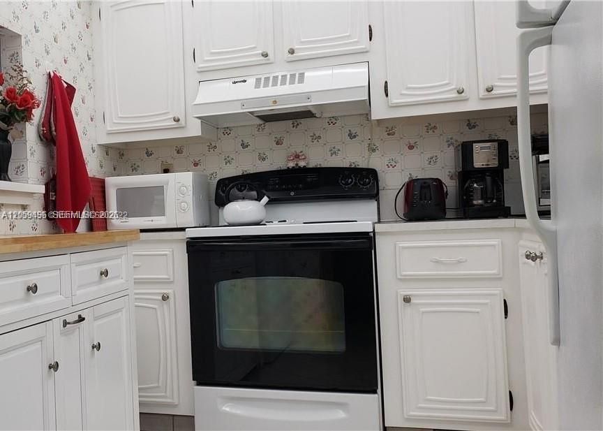 For Rent: $1,500 (1 beds, 1 baths, 780 Square Feet)