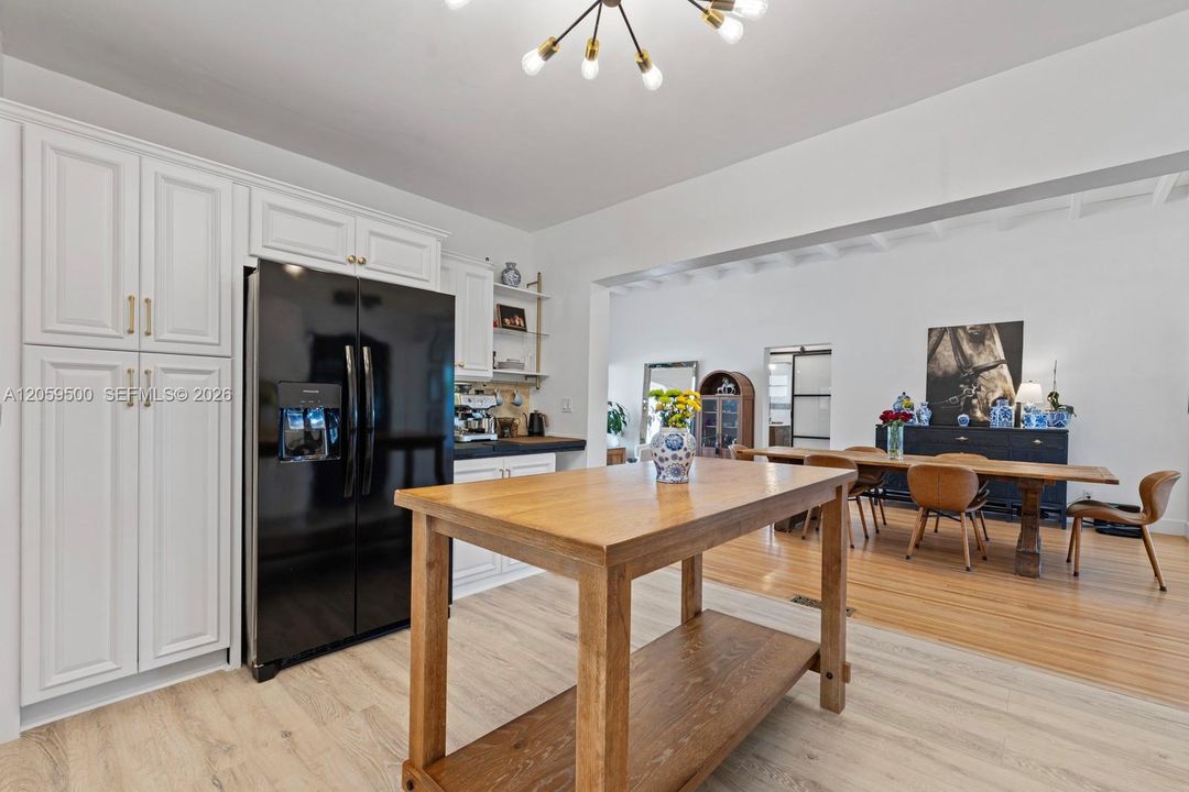 En Venta: $598,000 (3 camas, 2 baños, 1538 Pies cuadrados)