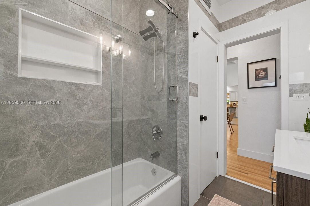 En Venta: $598,000 (3 camas, 2 baños, 1538 Pies cuadrados)