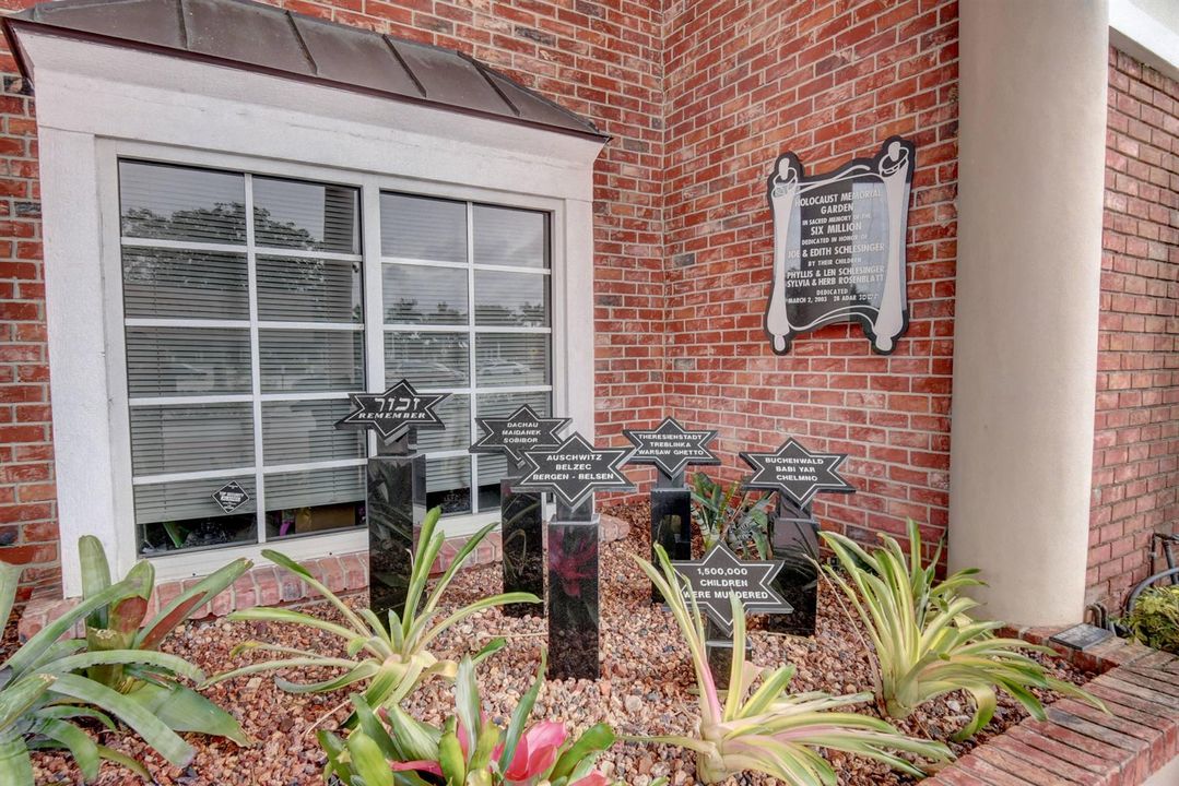 Century Village (26)