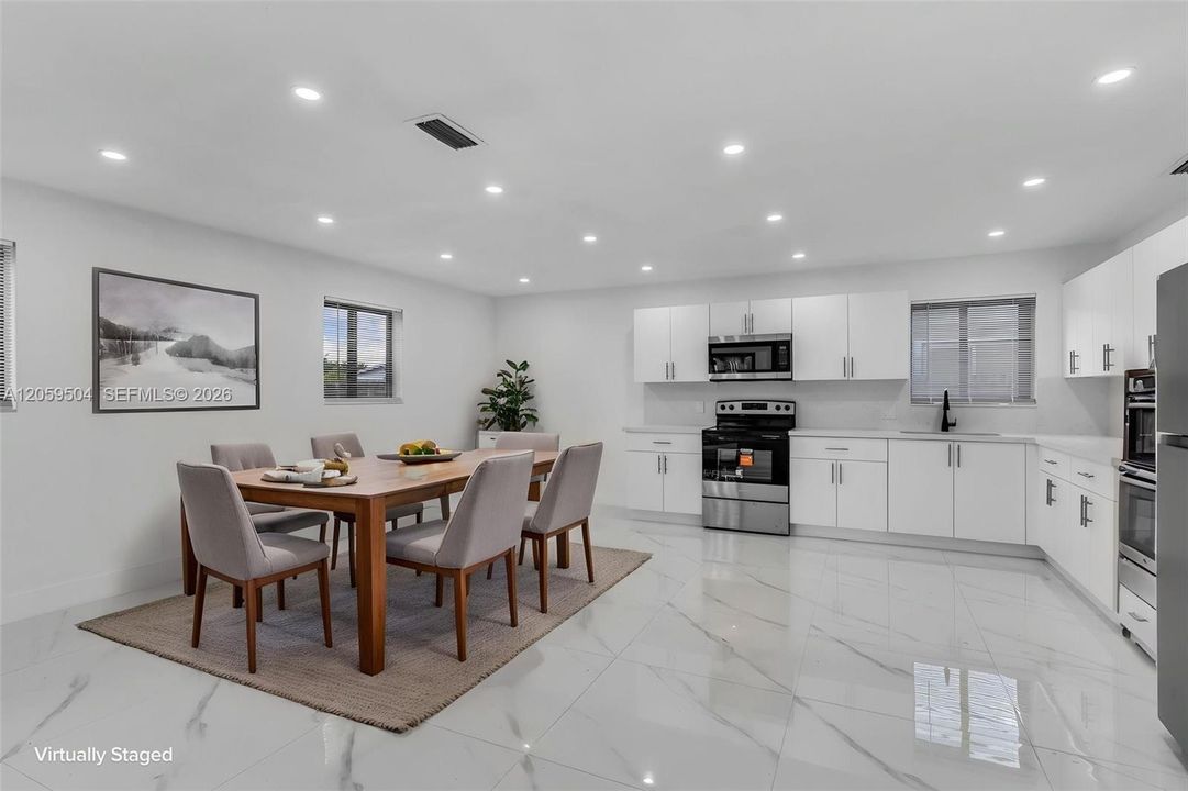 For Sale: $699,000 (3 beds, 2 baths, 1801 Square Feet)