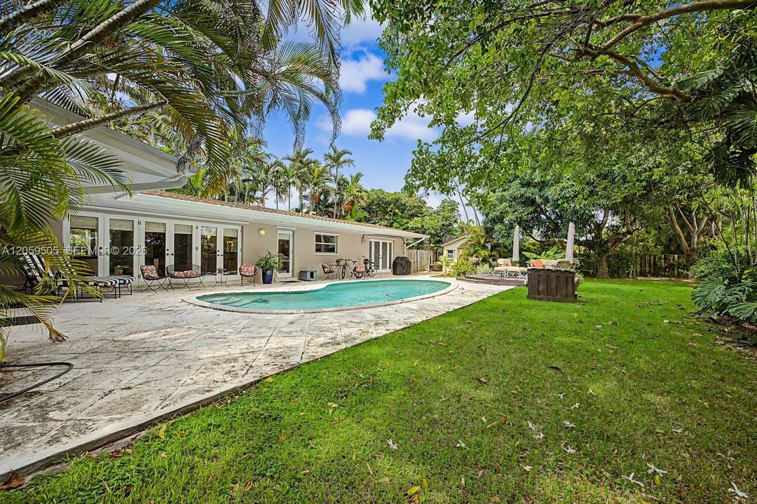 На продажу: $1,795,000 (3 спален, 2 ванн, 0 Квадратных фут)