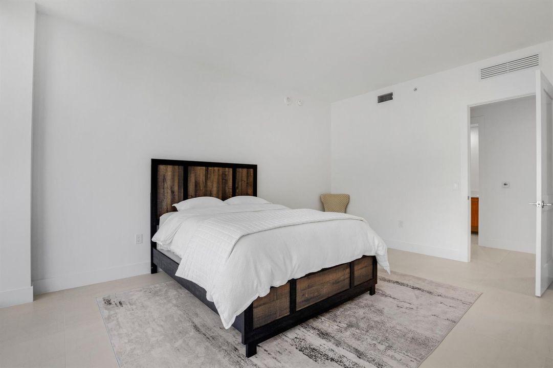 151 N Seabreeze Blvd unit 504-28