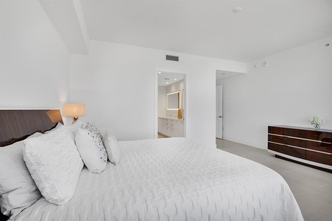 151 N Seabreeze Blvd unit 504-16