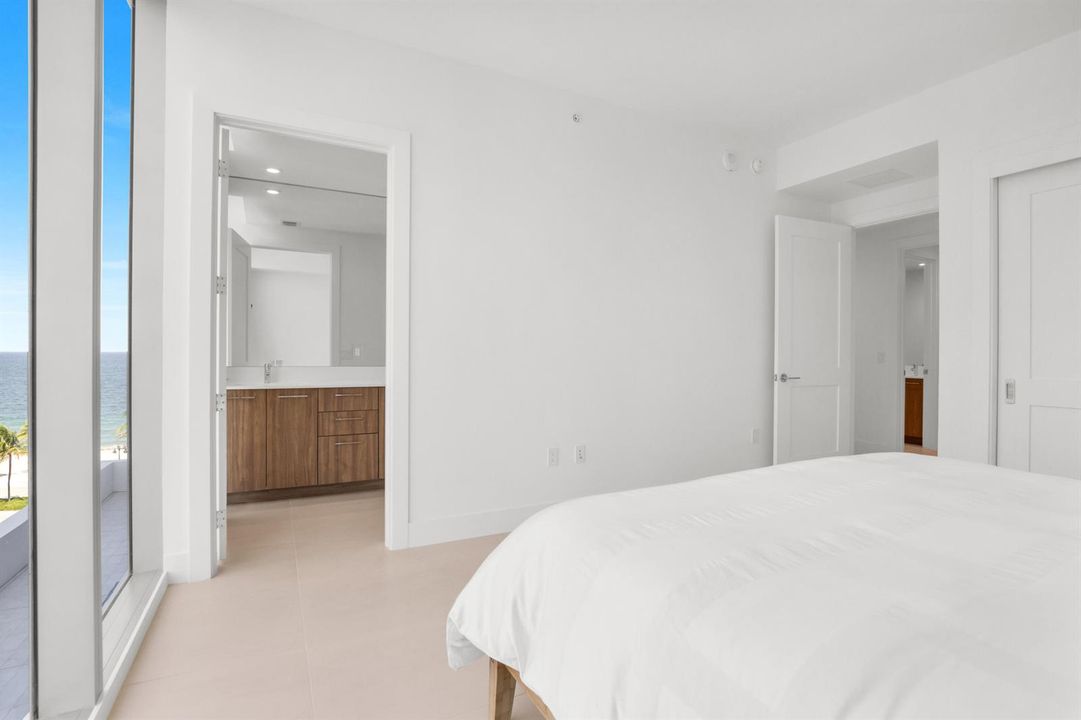 151 N Seabreeze Blvd unit 504-38