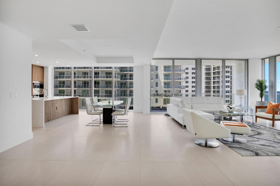 151 N Seabreeze Blvd unit 504-13