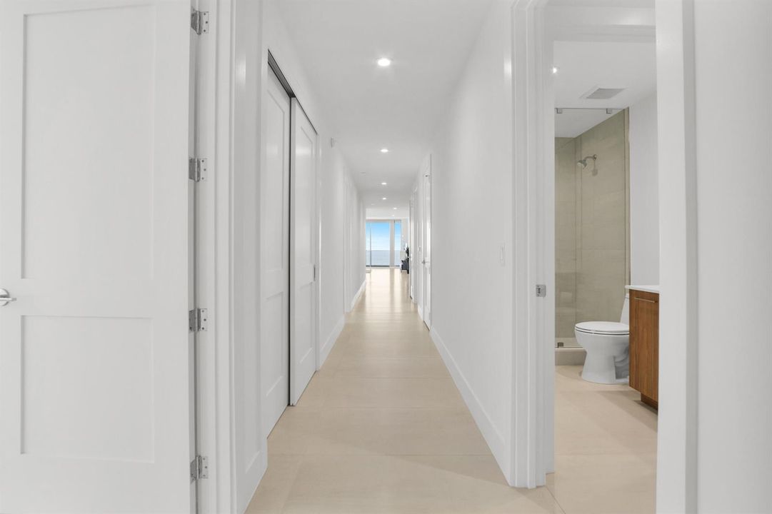 151 N Seabreeze Blvd unit 504-43