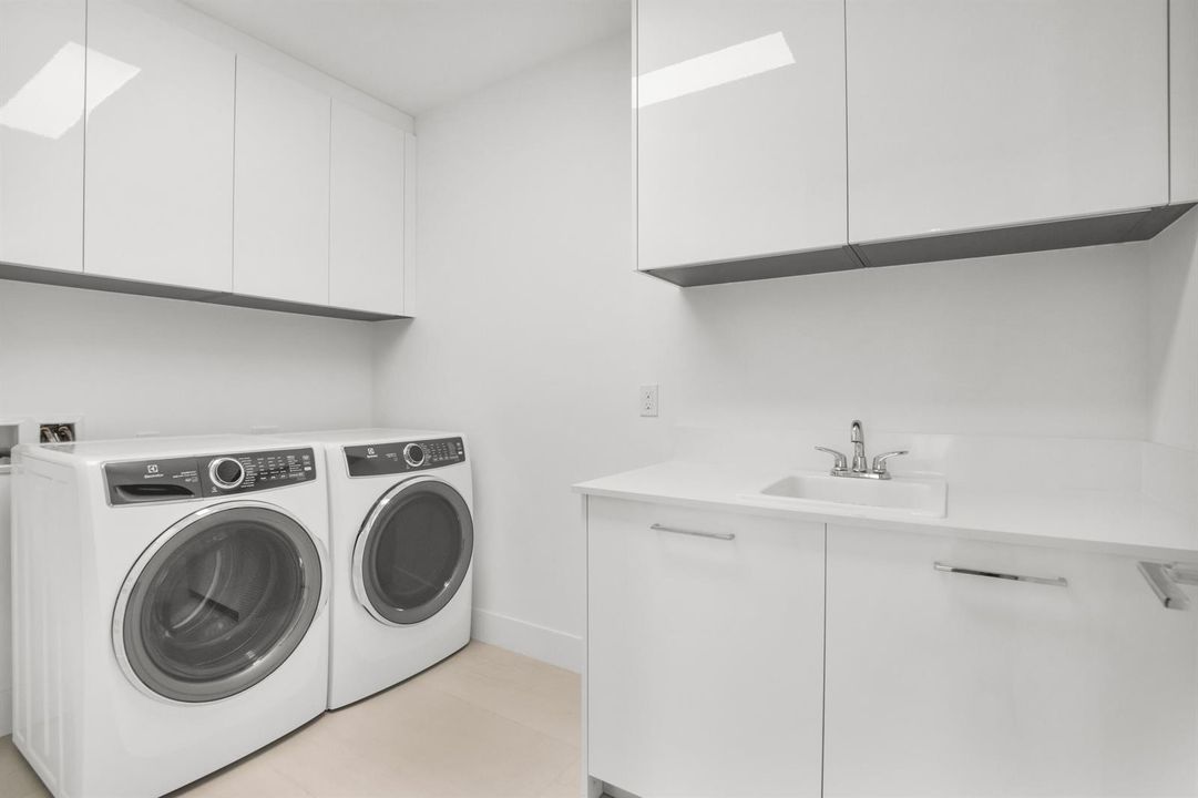 151 N Seabreeze Blvd unit 504-41