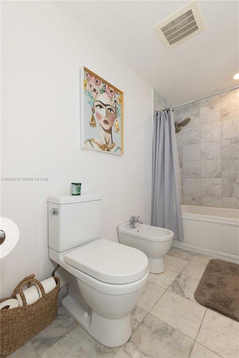 En Venta: $740,000 (2 camas, 2 baños, 1165 Pies cuadrados)